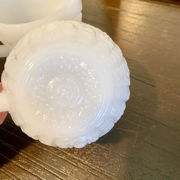 Vintage Fenton White Hobnail Scalloped Milk Glass Fruit Bowl MCM Art Deco - Picture 9 of 12